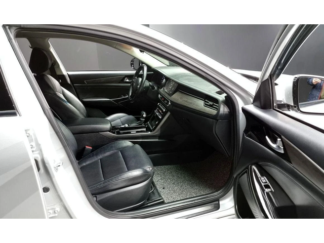 Kia K7 3.0 LPI Standard * НАЙ-ДОБРА ЦЕНА В БЪЛГАРИЯ* - автомобили, коли, обяви за нови и употребявани 10