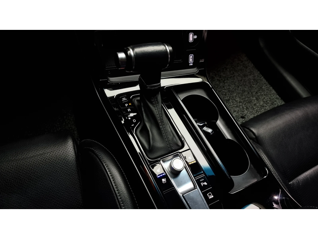 Kia K7 3.0LPI STANDARD autogeorge.com - автомобили, коли, обяви за нови и употребявани 7