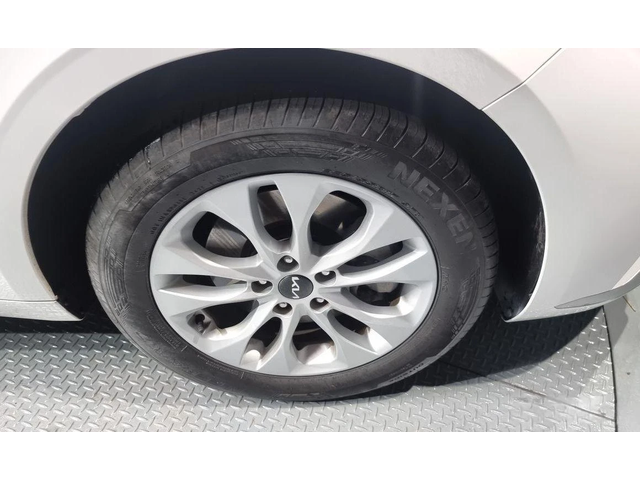 Kia K8 3.5 LPG 2WD Trendy - автомобили, коли, обяви за нови и употребявани 4