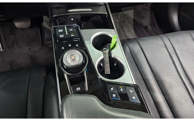 Kia K8 3.5 LPG 2WD Prestige - автомобили, коли, обяви за нови и употребявани 8