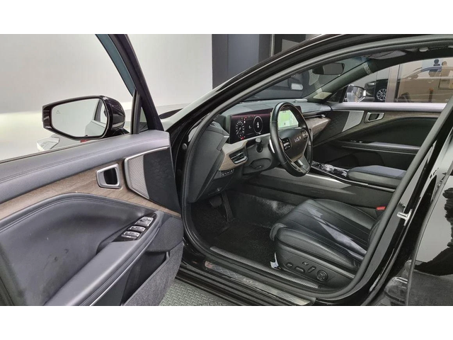 Kia K8 3.5 LPG 2WD Trendy - автомобили, коли, обяви за нови и употребявани 8