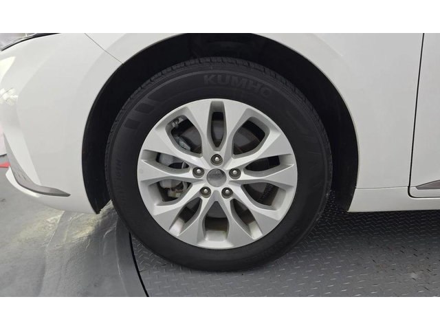 Kia K8 3.5 LPG 2WD Trendy - автомобили, коли, обяви за нови и употребявани 4