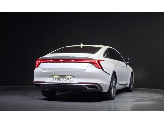 Kia K8 3.5 LPG 2WD Prestige - автомобили, коли, обяви за нови и употребявани 3