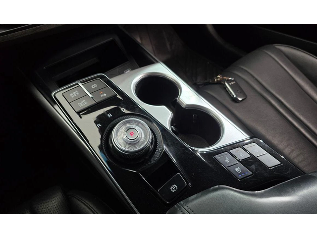 Kia K8 3.5 LPG 2WD Trendy - автомобили, коли, обяви за нови и употребявани 8