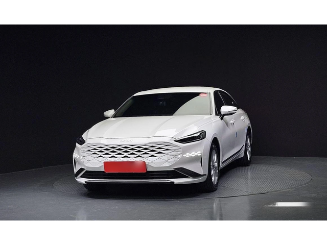 Kia K8 3.5 LPG 2WD Trendy - автомобили, коли, обяви за нови и употребявани 2