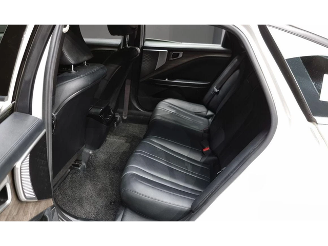 Kia K8 3.5 LPG 2WD Standard - автомобили, коли, обяви за нови и употребявани 11