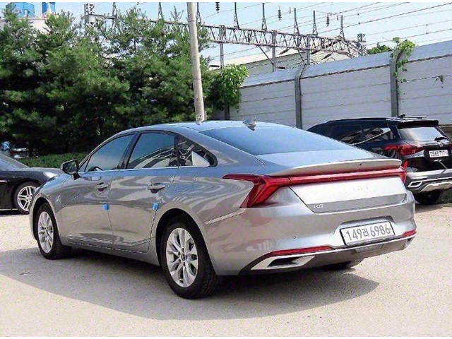 Kia K8 3.5 LPG 2WD Trendy - автомобили, коли, обяви за нови и употребявани 2