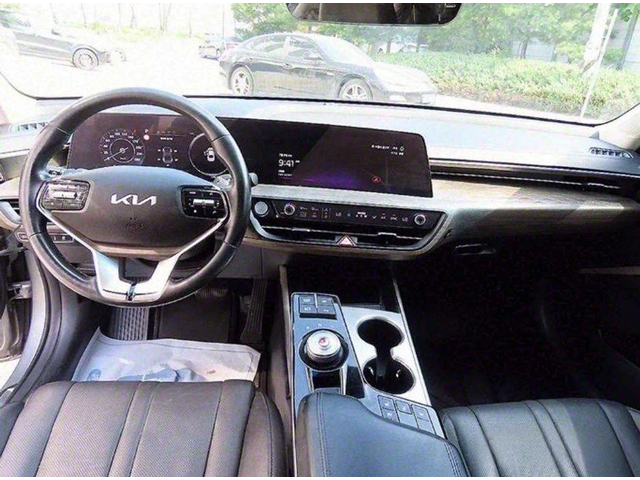 Kia K8 3.5 LPG 2WD Trendy - автомобили, коли, обяви за нови и употребявани 6