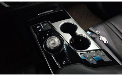 Kia K8 3.5 LPG 2WD Trendy - автомобили, коли, обяви за нови и употребявани 7