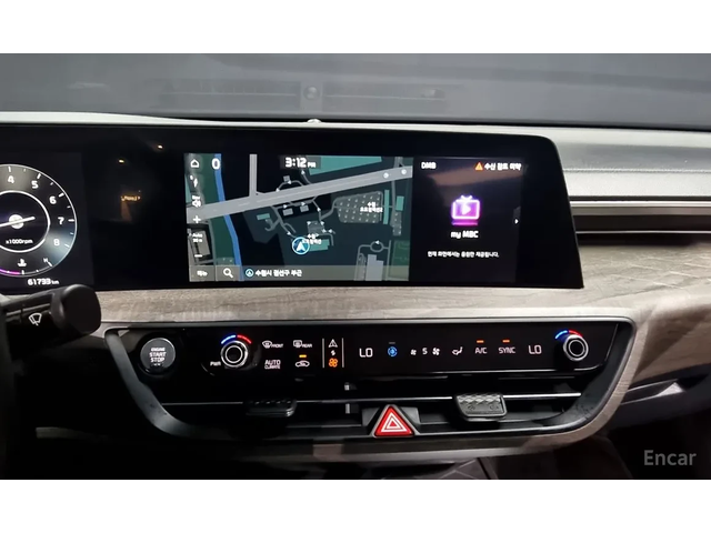 Kia K8 3.5 LPG 2WD TRENDY* НИСКИ КИЛОМЕТРИ* - автомобили, коли, обяви за нови и употребявани 8