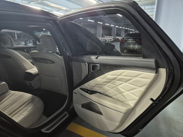 KIA K8 - автомобили, коли, обяви за нови и употребявани 23