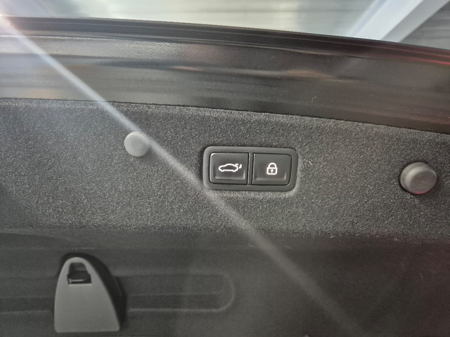 KIA K8 - автомобили, коли, обяви за нови и употребявани 25