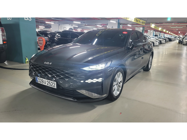 KIA K8 - автомобили, коли, обяви за нови и употребявани 0