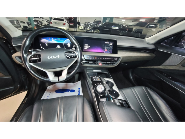 KIA K8 - автомобили, коли, обяви за нови и употребявани 15