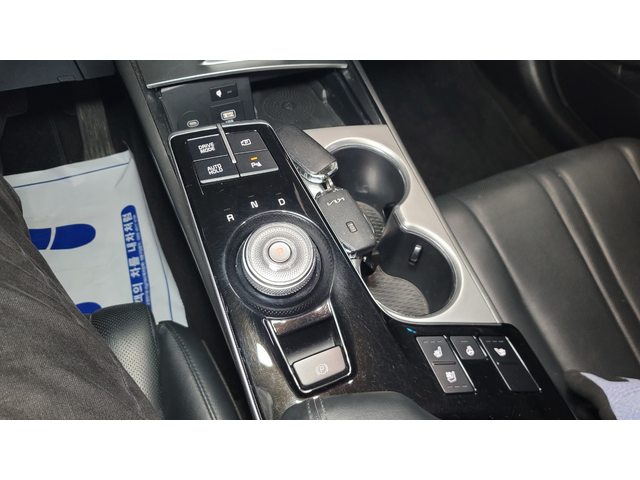 KIA K8 - автомобили, коли, обяви за нови и употребявани 22