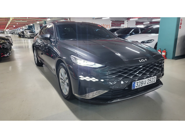 KIA K8 - автомобили, коли, обяви за нови и употребявани 2