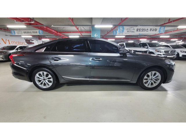 KIA K8 - автомобили, коли, обяви за нови и употребявани 3