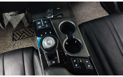 Kia K8 K8 3.5 Lpg 2Wd Prestige (Rental Car) - автомобили, коли, обяви за нови и употребявани 7