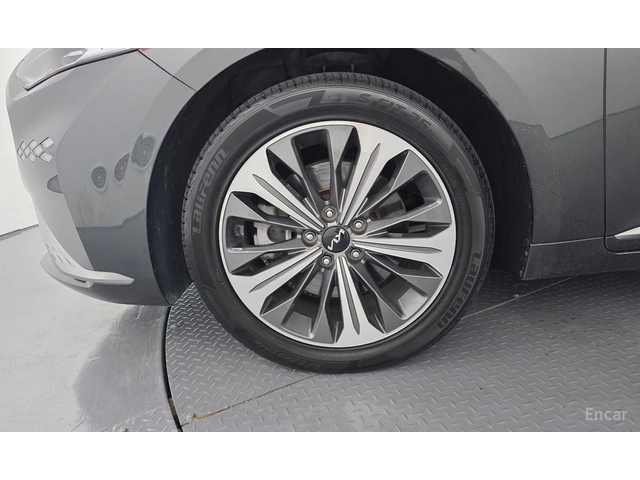 Kia K8 3.5* ГАЗ* ДИСТРОНИК* ОБДУХ* КАМЕРА* КРАЙНА ЦЕНА - автомобили, коли, обяви за нови и употребявани 4