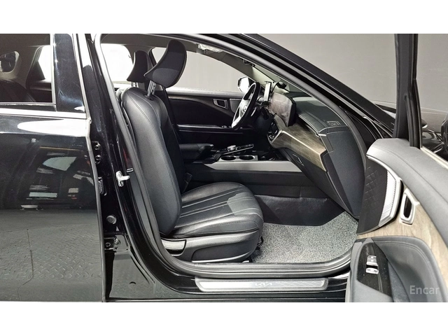 Kia K8 3.5* LPG* ПОДГРЕВ* ОБДУХВАНЕ* 360КАМЕРА* КЕЙЛЕС* - автомобили, коли, обяви за нови и употребявани 13