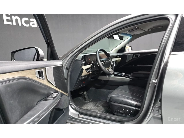 Kia K8 3.5* LPG* ПОДГРЕВ* ОБДУХВАНЕ* 360КАМЕРА* КЕЙЛЕС* - автомобили, коли, обяви за нови и употребявани 4