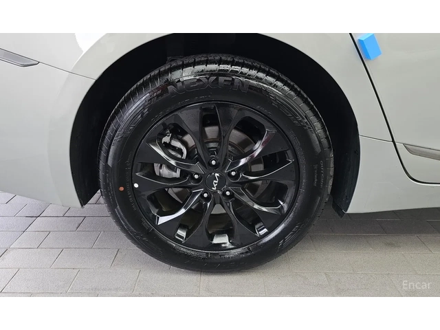 Kia K8 3.5 фабрична газ* масаж* обдухване* - автомобили, коли, обяви за нови и употребявани 2