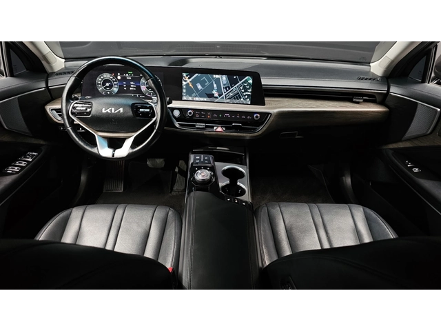 Kia K8 3.5 GDI 4WD Noblesse | HUD | 360  камера | Drive W - автомобили, коли, обяви за нови и употребявани 4