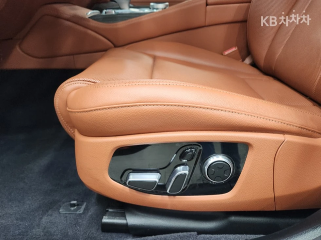 Kia K9 3.8 GDI AWD Platinum ЛИЗИНГ БЕЗ ПЪРВОНАЧАЛНА ВН. - автомобили, коли, обяви за нови и употребявани 8