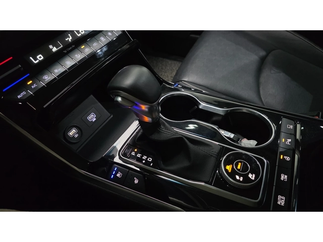 Kia Mohave Diesel 3.0 4WD - автомобили, коли, обяви за нови и употребявани 8
