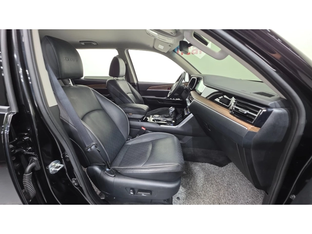 Kia Mohave Diesel 3.0 4WD - автомобили, коли, обяви за нови и употребявани 9