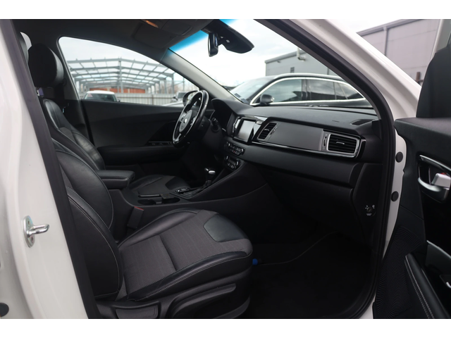 Kia Niro Niro - автомобили, коли, обяви за нови и употребявани 7
