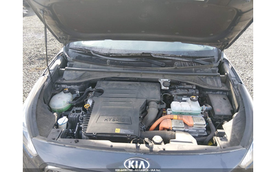 Kia Niro 1.6L I-4 DI, DOHC, VVT, 104HP Front Wheel Drive - автомобили, коли, обяви за нови и употребявани 9