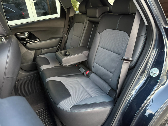 Kia Niro 150 kW* ПЪЛНА СЕРВИЗНА ИСТОРИЯ* ГАРАНЦИЯ НА Б-ТА - автомобили, коли, обяви за нови и употребявани 7