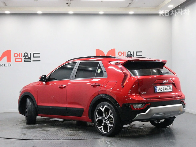 Kia Niro 1.6 HEV Signature ЛИЗИНГ БЕЗ ПЪРВОНАЧАЛНА ВНОСКА - автомобили, коли, обяви за нови и употребявани 3