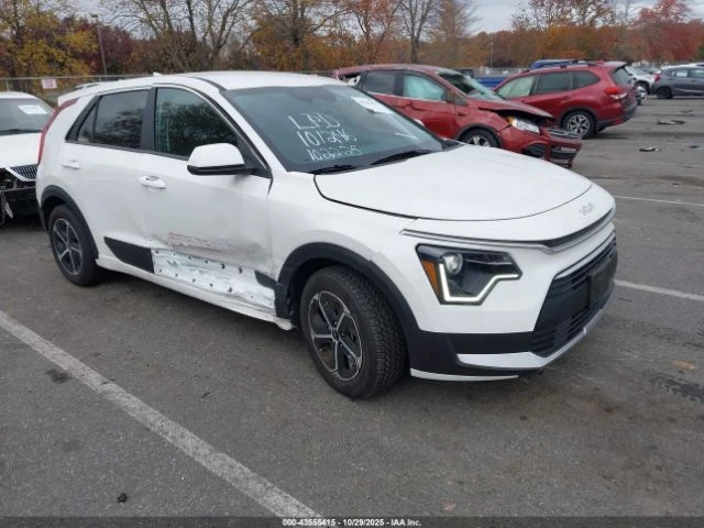 Kia Niro LX - автомобили, коли, обяви за нови и употребявани 0