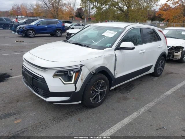 Kia Niro LX - автомобили, коли, обяви за нови и употребявани 1