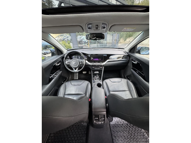 Kia Niro 1, 6 GDI - автомобили, коли, обяви за нови и употребявани 12