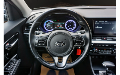 Kia Niro 1.6GDI HEV DCT - автомобили, коли, обяви за нови и употребявани 8