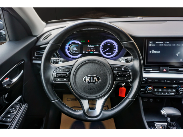 Kia Niro 1.6GDI HEV DCT - автомобили, коли, обяви за нови и употребявани 8