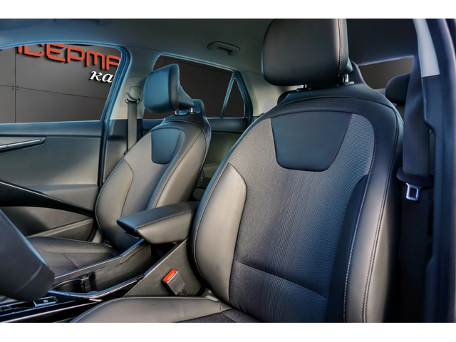 Kia Niro 1.6 GDI Full Hybrid DCT - автомобили, коли, обяви за нови и употребявани 7