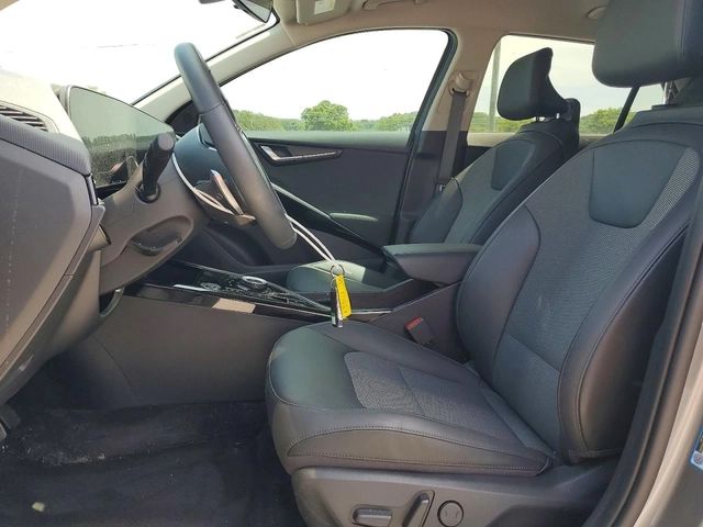Kia Niro WIND FWD - автомобили, коли, обяви за нови и употребявани 6