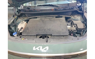 Kia Niro WIND FWD - автомобили, коли, обяви за нови и употребявани 11