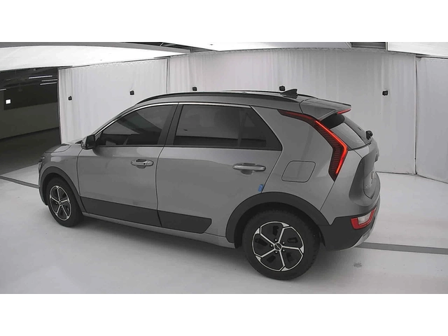 Kia Niro 1.6 HEV - ОЧАКВАН ВНОС - автомобили, коли, обяви за нови и употребявани 2