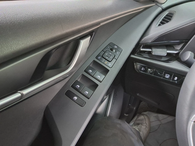 Kia Niro 1.6 HEV - ОЧАКВАН ВНОС - автомобили, коли, обяви за нови и употребявани 5