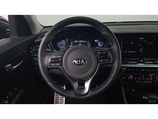 Kia Niro HYBRID* NOBLESSE* ПОДГРЕВ* ОБДУХВАНЕ* КАМЕРА* - автомобили, коли, обяви за нови и употребявани 11