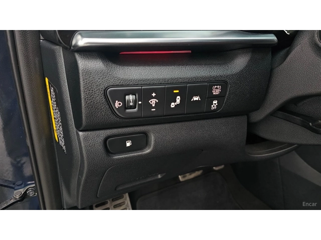 Kia Niro HYBRID* NOBLESSE* ПОДГРЕВ* ОБДУХВАНЕ* КАМЕРА* - автомобили, коли, обяви за нови и употребявани 15