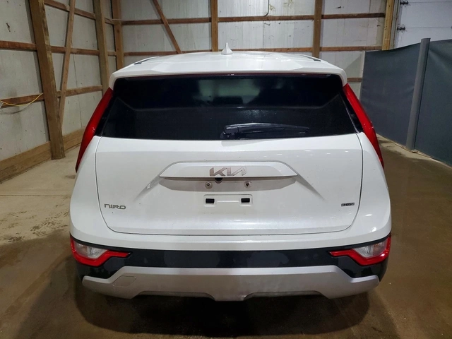 Kia Niro - автомобили, коли, обяви за нови и употребявани 4