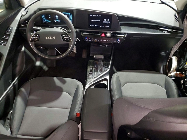Kia Niro - автомобили, коли, обяви за нови и употребявани 7
