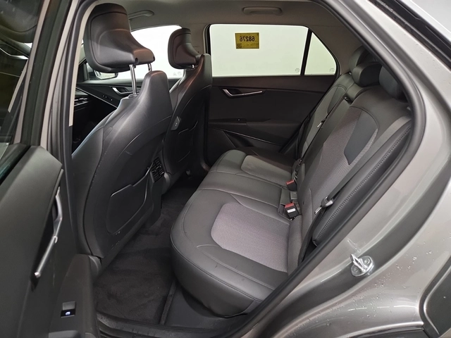 Kia Niro Wind+ - автомобили, коли, обяви за нови и употребявани 12