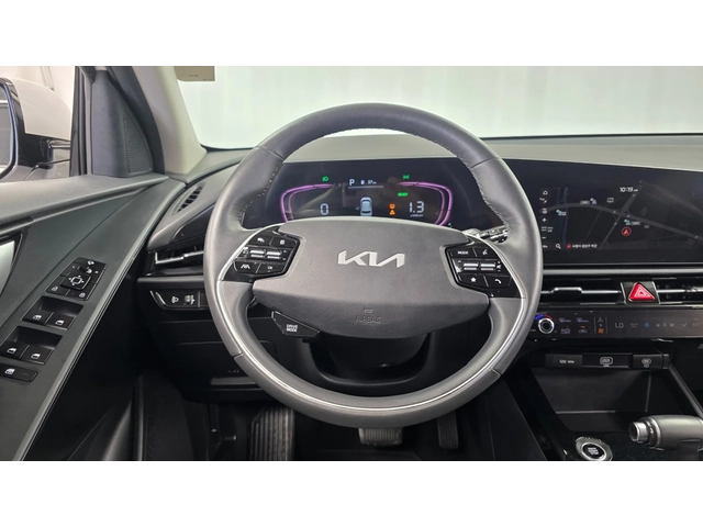 Kia Niro Niro Trendy 1.6 GDi Hybrid - автомобили, коли, обяви за нови и употребявани 11